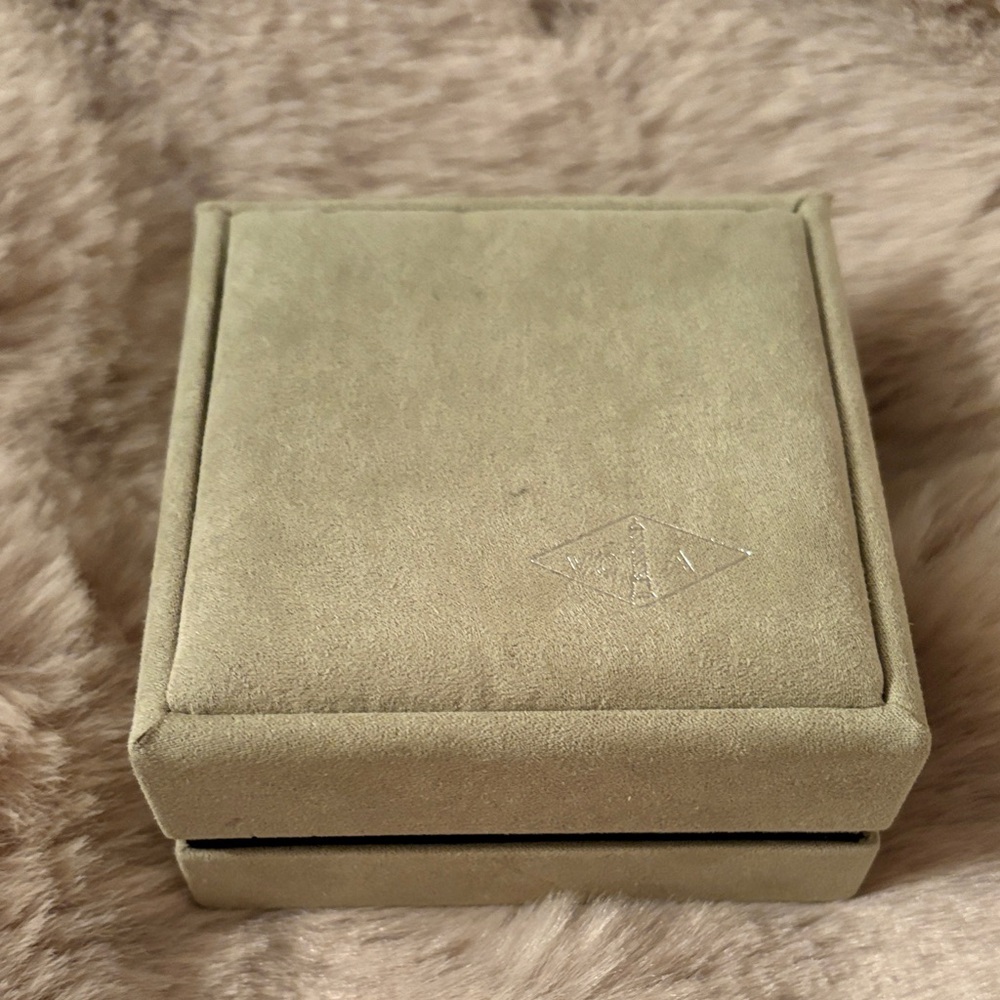 Van Cleef Jewelry Box